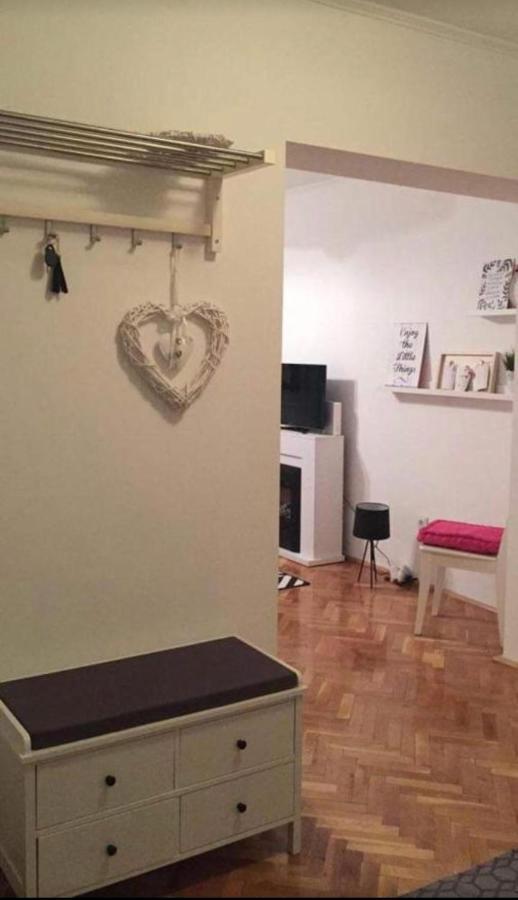 Caroline Residence Алба Юлия Екстериор снимка