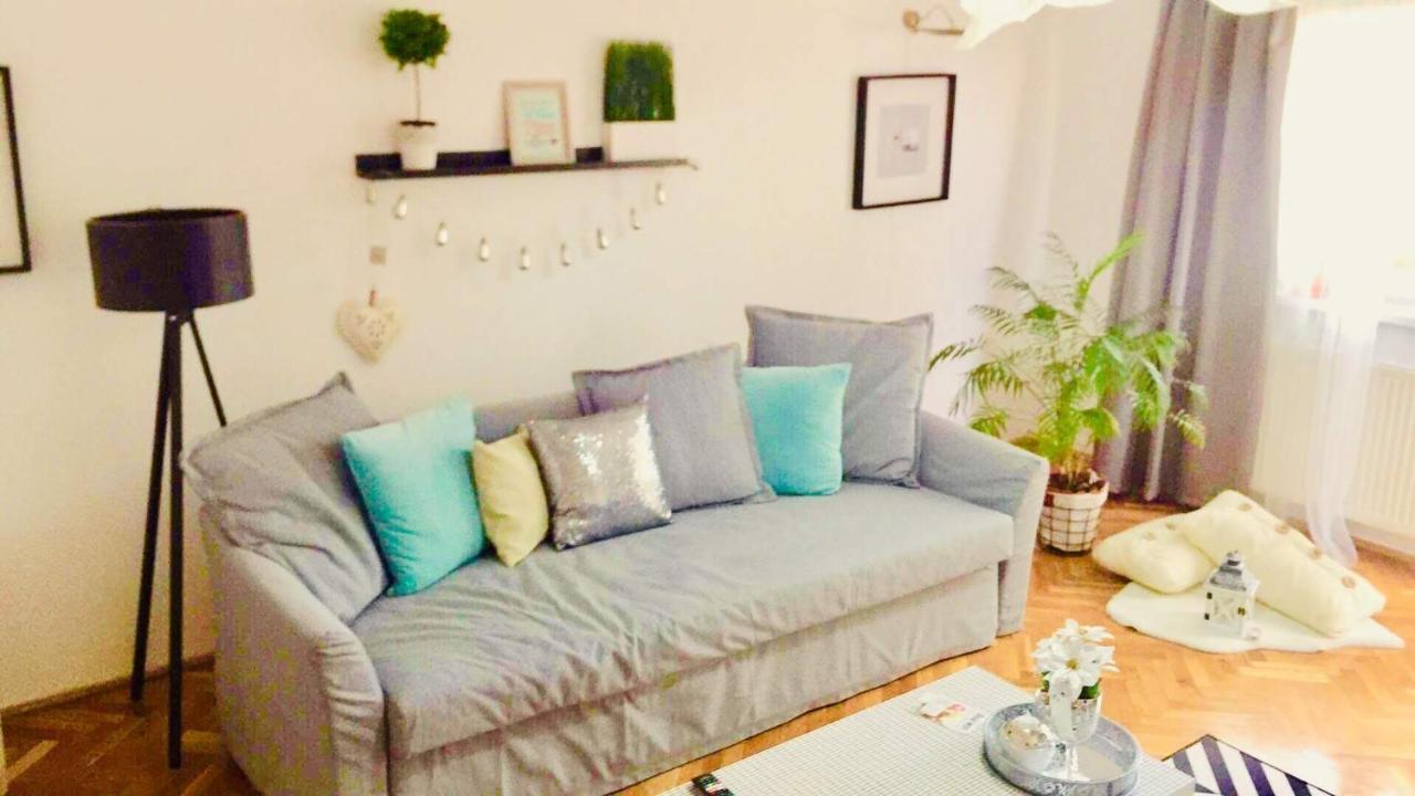 Caroline Residence Алба Юлия Екстериор снимка