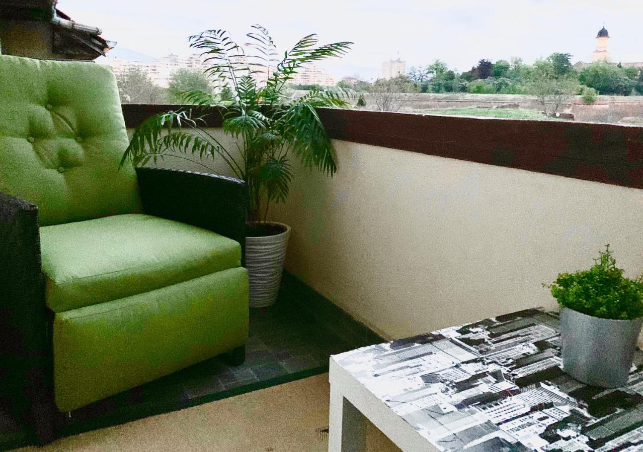 Caroline Residence Алба Юлия Екстериор снимка
