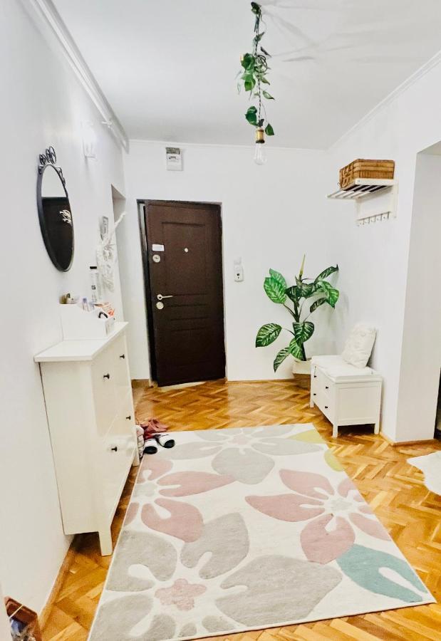 Caroline Residence Алба Юлия Екстериор снимка