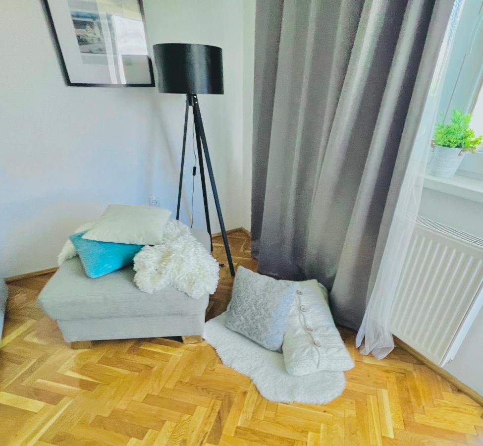 Caroline Residence Алба Юлия Екстериор снимка
